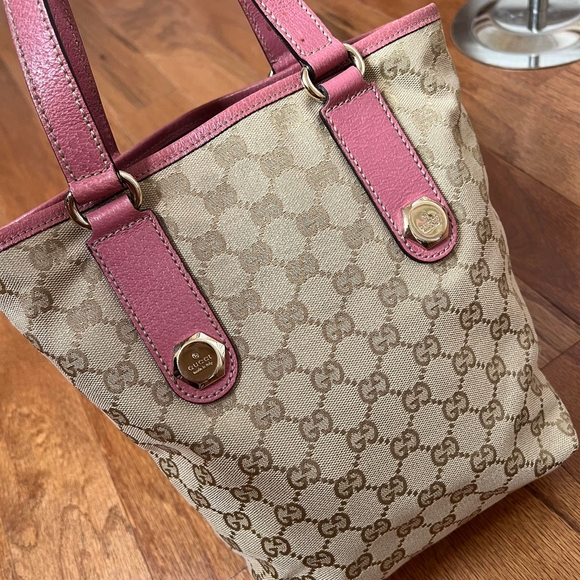 Gucci tote - Picture 2 of 7